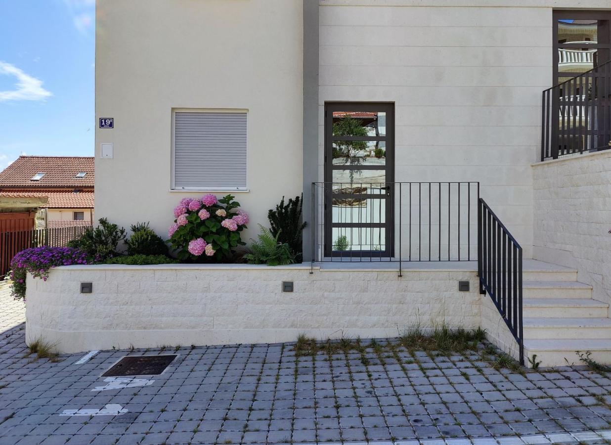 R&R Residence Podstrana Exterior foto